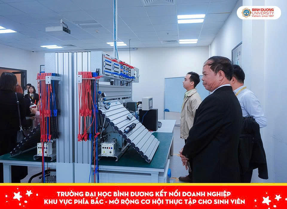 fcff77481aed95b3ccfc11